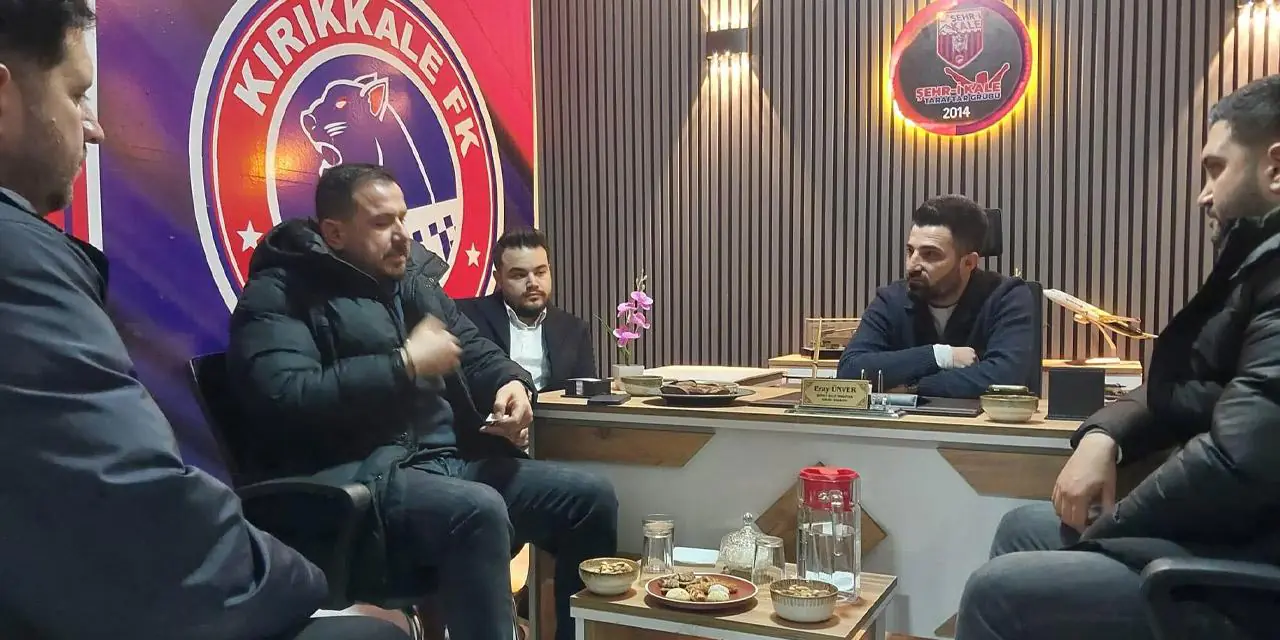 Şehr-i Kale tTaraftar Grubu, Başkan Adnan Duman’ı Ağırladı - Kırıkkale Haber, Son Dakika Kırıkkale Haberleri Şehr-i Kale tTaraftar Grubu, Başkan Adnan Duman’ı Ağırladı - Kırıkkale Haber, Son Dakika Kırıkkale Haberleri
