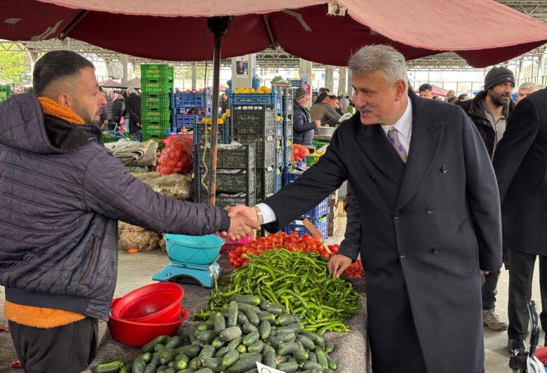 Başkan Sungur,Cumartesi Pazarında Esnaf ve Vatandaş İle Buluştu - Kırıkkale Haber, Son Dakika Kırıkkale Haberleri