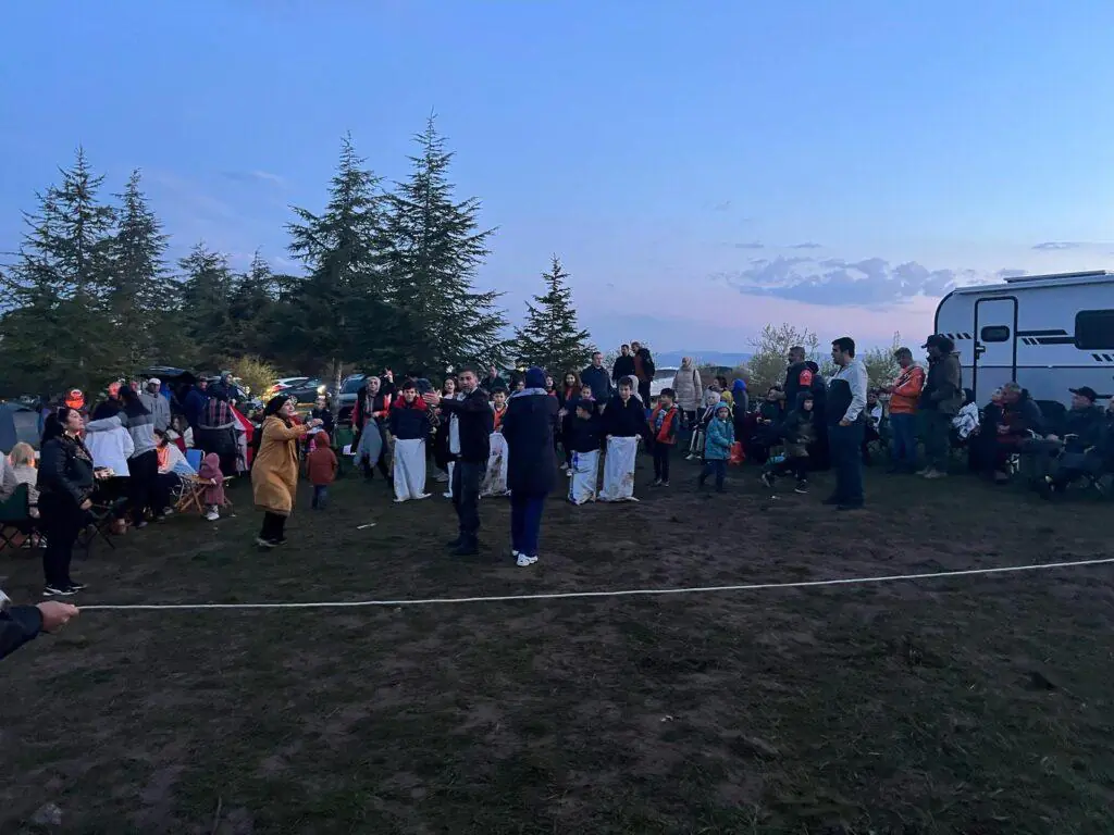 Keskin İlçesi Aile Çocuk Kampı ve Doğa Yürüyüşüyle Renklendi – Kırıkkale Haber, Son Dakika Kırıkkale Haberleri Keskin İlçesi Aile Çocuk Kampı ve Doğa Yürüyüşüyle Renklendi - Kırıkkale Haber, Son Dakika Kırıkkale Haberleri