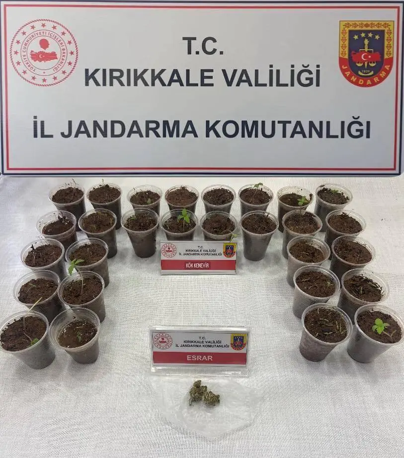 Araçtan Bardak Bardak Uyuşturucu Çıktı - Kırıkkale Haber, Son Dakika Kırıkkale Haberleri