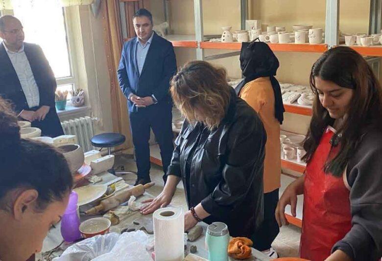 Keskin'de Kadınlar, seramik atölyede sanatla buluşuyor - Kırıkkale Haber, Son Dakika Kırıkkale Haberleri