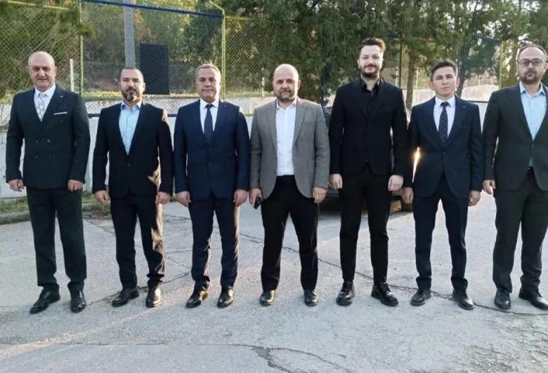 Levent Öztürk, MKE işçileriyle bayramlaştı - Kırıkkale Haber, Son Dakika Kırıkkale Haberleri Levent Öztürk, MKE işçileriyle bayramlaştı - Kırıkkale Haber, Son Dakika Kırıkkale Haberleri