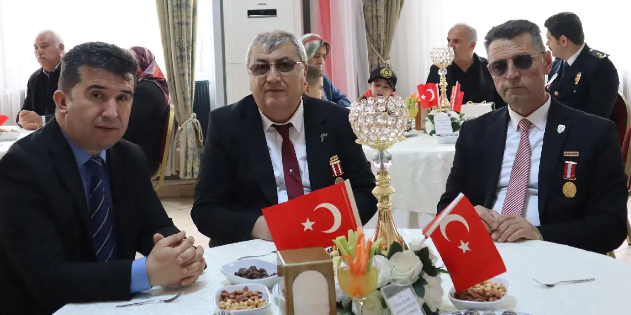 İl Emniyet Müdürlüğü şehit ve gazi aileleri ile buluştu - Kırıkkale Haber, Son Dakika Kırıkkale Haberleri İl Emniyet Müdürlüğü şehit ve gazi aileleri ile buluştu - Kırıkkale Haber, Son Dakika Kırıkkale Haberleri