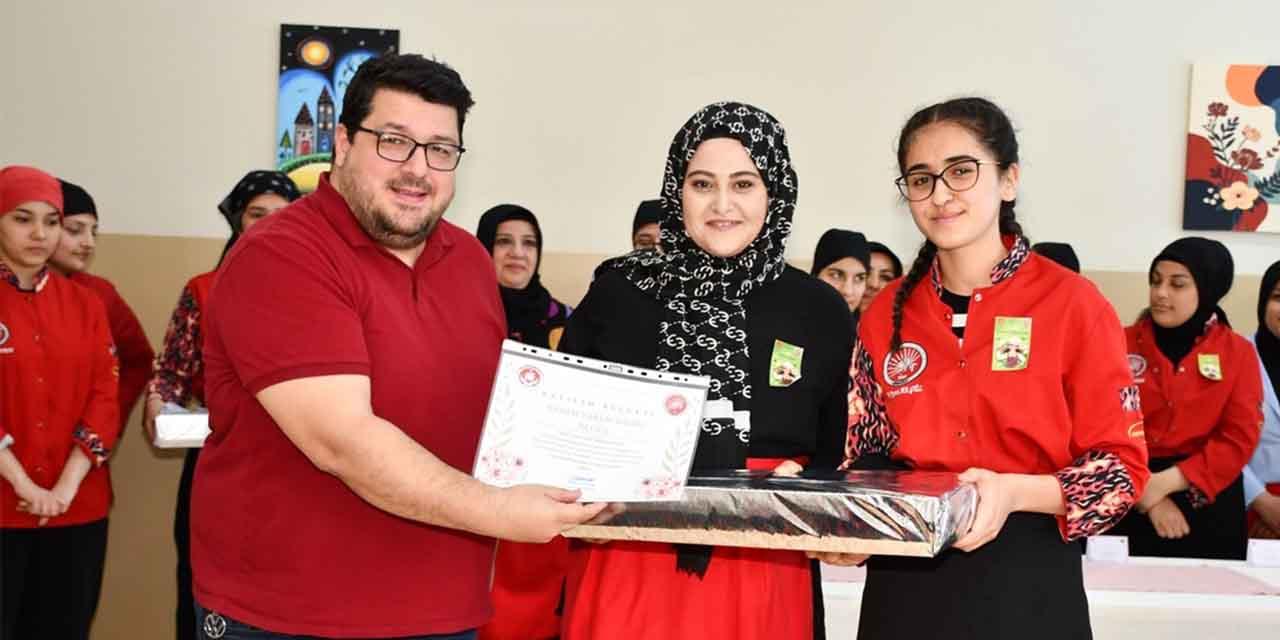 Aile yılında anne-kız mutfakta hünerlerini sergiledi - Kırıkkale Haber, Son Dakika Kırıkkale Haberleri