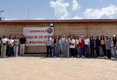 Kız öğrenciler, Dinek Dağı’nda doğa ile buluştu - Kırıkkale Haber, Son Dakika Kırıkkale Haberleri Kız öğrenciler, Dinek Dağı’nda doğa ile buluştu - Kırıkkale Haber, Son Dakika Kırıkkale Haberleri