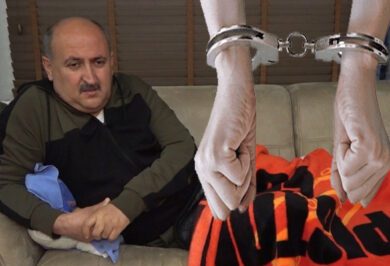 Eski Başkan ve 7 Kişi Yolsuzluk Soruşturmasıyla Gözaltında! - Kırıkkale Haber, Son Dakika Kırıkkale Haberleri Eski Başkan ve 7 Kişi Yolsuzluk Soruşturmasıyla Gözaltında! - Kırıkkale Haber, Son Dakika Kırıkkale Haberleri