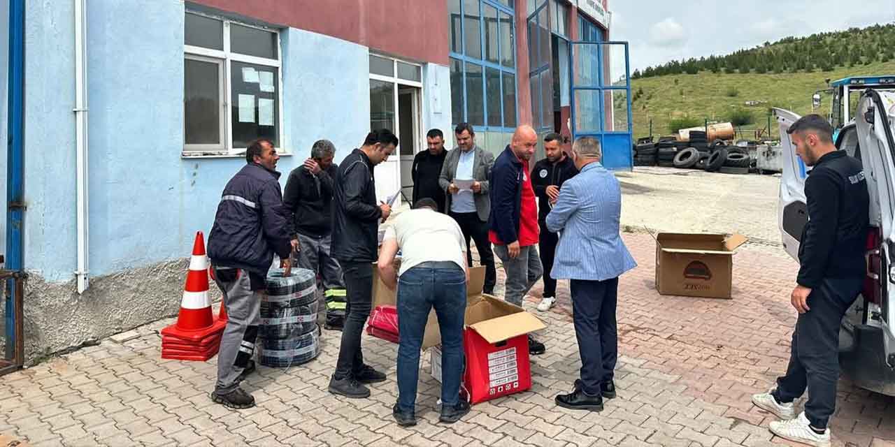 Sulakyurt Belediyesi’nden itfaiye ekibine destek - Kırıkkale Haber, Son Dakika Kırıkkale Haberleri Sulakyurt Belediyesi’nden itfaiye ekibine destek - Kırıkkale Haber, Son Dakika Kırıkkale Haberleri