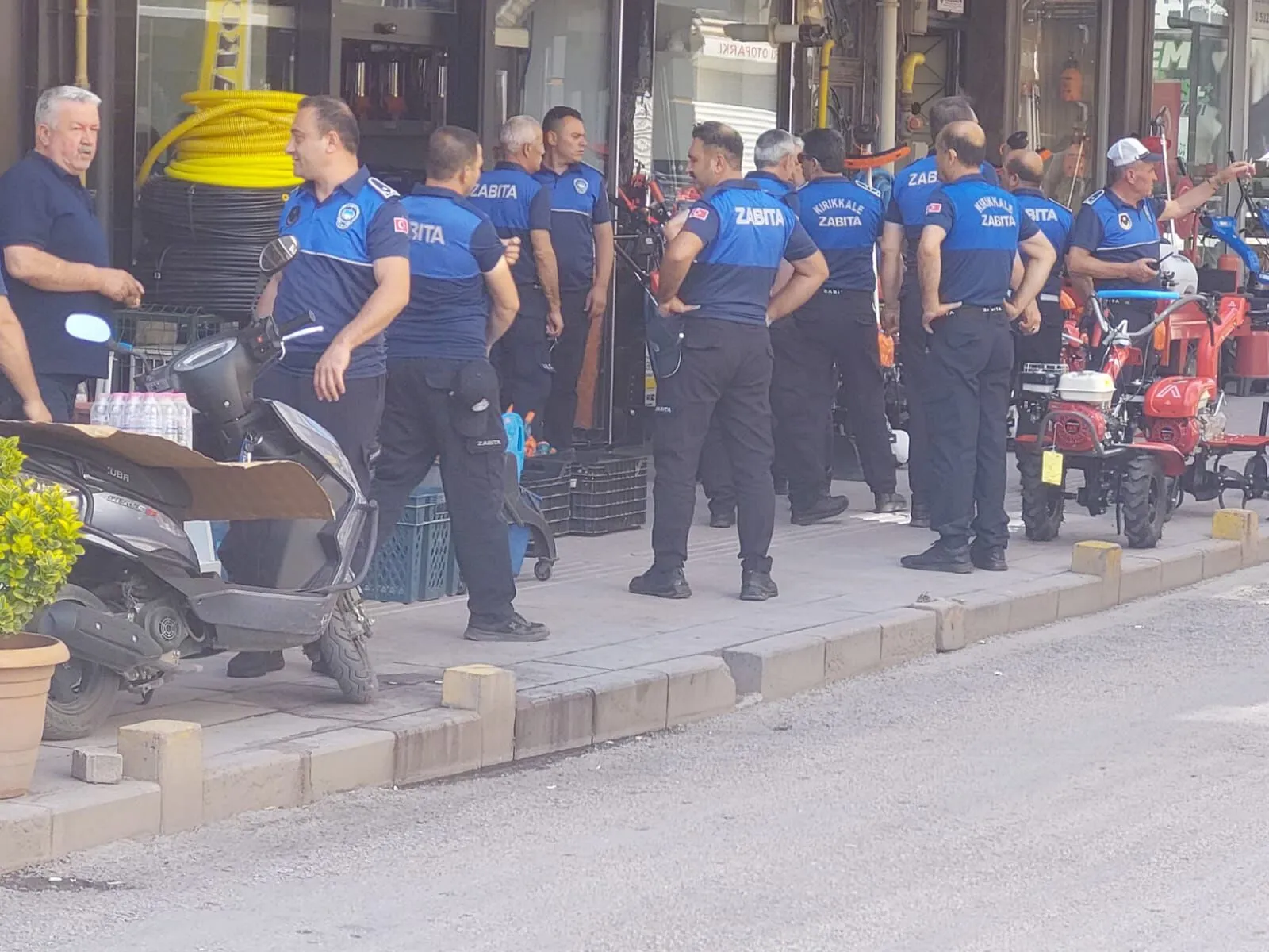 Zabıta Müdürü’ne tebrikler! Şimdi sıra Bankalar Caddesi’nde... - Kırıkkale Haber, Son Dakika Kırıkkale Haberleri Zabıta Müdürü’ne tebrikler! Şimdi sıra Bankalar Caddesi’nde... - Kırıkkale Haber, Son Dakika Kırıkkale Haberleri