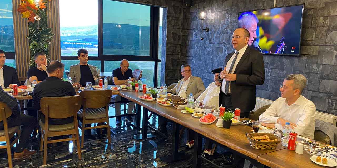 Kaymakam Çil’e veda yemeği - Kırıkkale Haber, Son Dakika Kırıkkale Haberleri Kaymakam Çil’e veda yemeği - Kırıkkale Haber, Son Dakika Kırıkkale Haberleri
