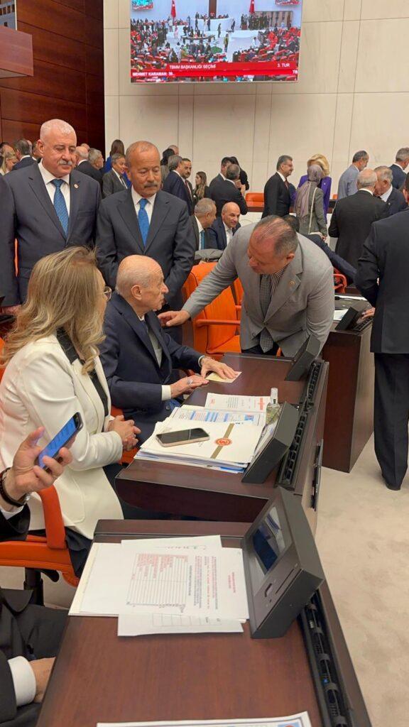 Bahçeli’den Tam Destek: Halil Öztürk Ankara’da Fark Yaratıyor – Kırıkkale Haber, Son Dakika Kırıkkale Haberleri Bahçeli'den Tam Destek: Halil Öztürk Ankara’da Fark Yaratıyor - Kırıkkale Haber, Son Dakika Kırıkkale Haberleri