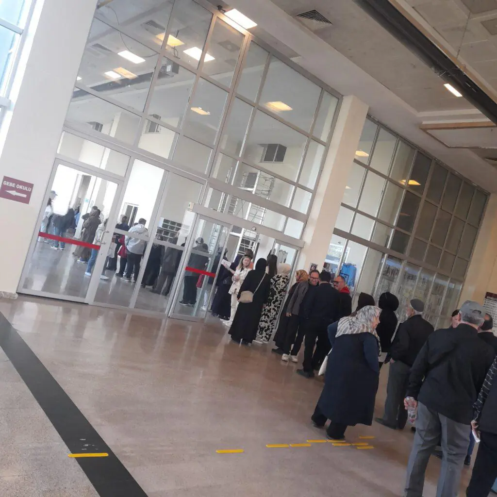 Yüksek İhtisas Hastanesi’nde İçler Acısı Görüntüler – Kırıkkale Haber, Son Dakika Kırıkkale Haberleri Yüksek İhtisas Hastanesi’nde İçler Acısı Görüntüler - Kırıkkale Haber, Son Dakika Kırıkkale Haberleri