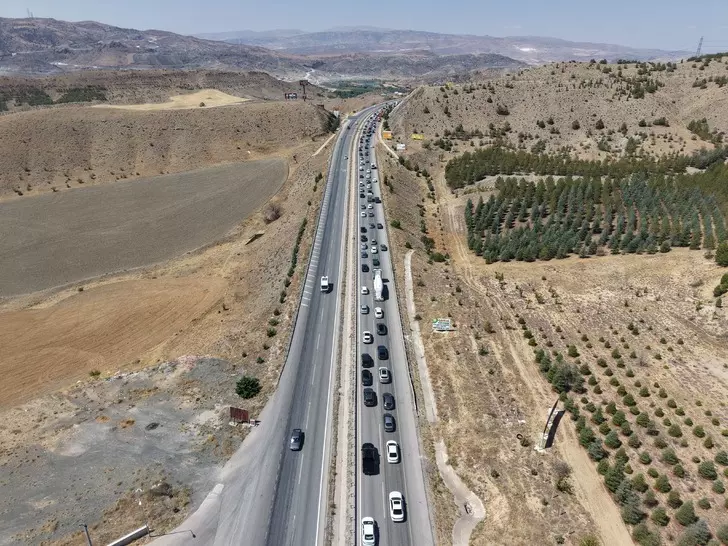 Kırıkkale - Ankara Arası Millet İnim İnim İnliyor - Kırıkkale Haber, Son Dakika Kırıkkale Haberleri