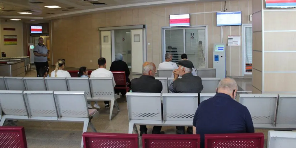 Hastane acil servisinde yeşil alan düzenlemesi – Kırıkkale Haber, Son Dakika Kırıkkale Haberleri Hastane acil servisinde yeşil alan düzenlemesi - Kırıkkale Haber, Son Dakika Kırıkkale Haberleri
