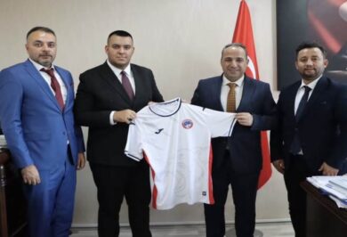 Kırıkkale FK’dan SGK İl Müdürü Hüseyin Akturan’a Ziyaret - Kırıkkale Haber, Son Dakika Kırıkkale Haberleri