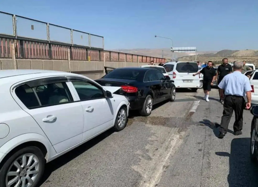 Kırıkkale - Ankara Yolunda Trafik Felç Oldu: Kılıçlar Mevkii Kilitlendi! - Kırıkkale Haber, Son Dakika Kırıkkale Haberleri