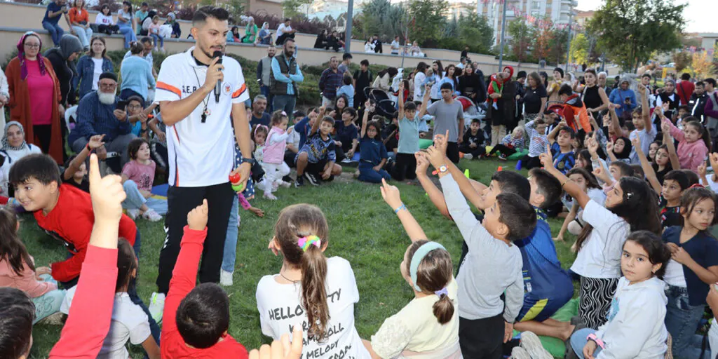 Çocuk şenliği renkli görüntülere sahne oldu – Kırıkkale Haber, Son Dakika Kırıkkale Haberleri Çocuk şenliği renkli görüntülere sahne oldu - Kırıkkale Haber, Son Dakika Kırıkkale Haberleri