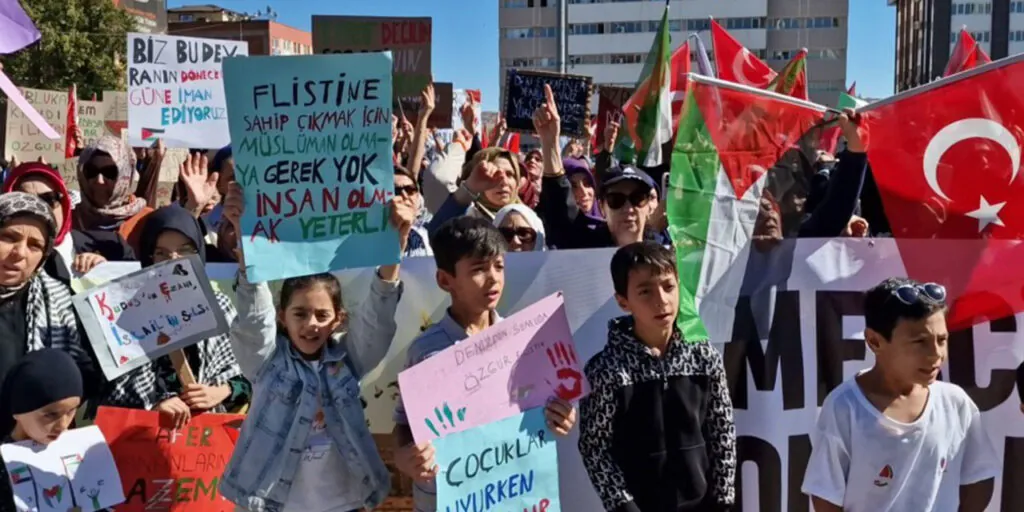 Kırıkkale tek yürek olup Gazze için dua etti - Kırıkkale Haber, Son Dakika Kırıkkale Haberleri