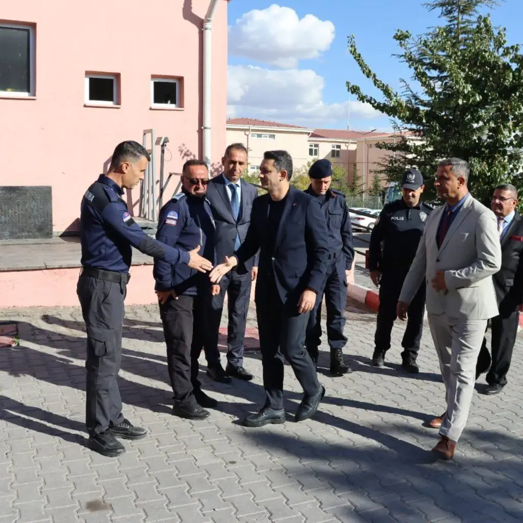 Keskin Kaymakamı Kayatürk,Keskin Açık cezaevini ziyaret etti – Kırıkkale Haber, Son Dakika Kırıkkale Haberleri Keskin Kaymakamı Kayatürk,Keskin Açık cezaevini ziyaret etti - Kırıkkale Haber, Son Dakika Kırıkkale Haberleri
