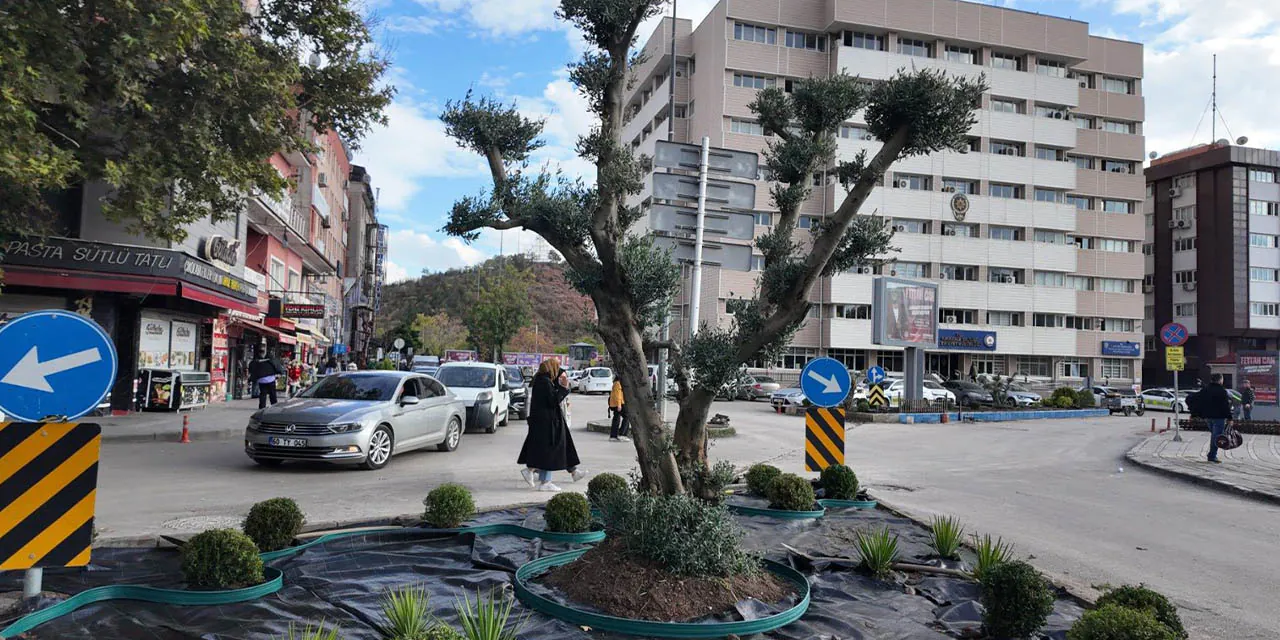 Park ve Bahçeler Müdürlüğü "Arı Gibi" çalışıyor - Kırıkkale Haber, Son Dakika Kırıkkale Haberleri Park ve Bahçeler Müdürlüğü "Arı Gibi" çalışıyor - Kırıkkale Haber, Son Dakika Kırıkkale Haberleri
