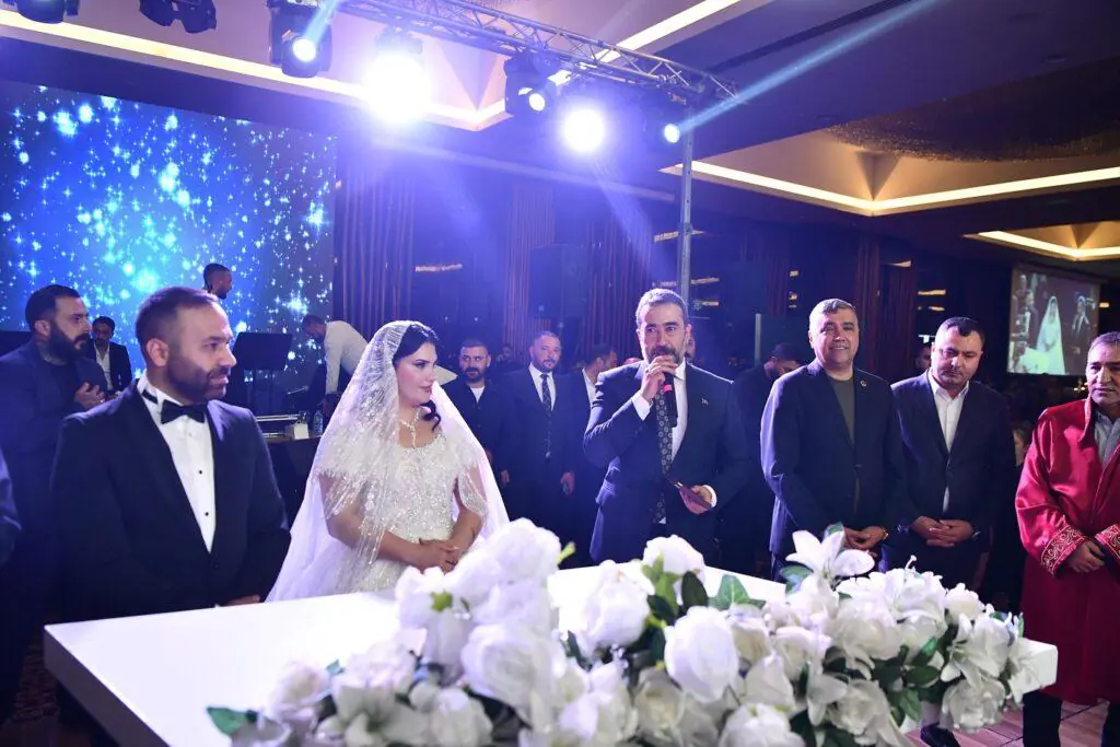 Rahmi Kızılırmak ve Aysel Bilmez Görkemli Bir Düğünle “Evet” Dedi – Kırıkkale Haber, Son Dakika Kırıkkale Haberleri Rahmi Kızılırmak ve Aysel Bilmez Görkemli Bir Düğünle “Evet” Dedi - Kırıkkale Haber, Son Dakika Kırıkkale Haberleri