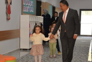 Şehit Hakan Özdemir Anaokulu'nda "Kuşaklar Buluşuyor" - Kırıkkale Haber, Son Dakika Kırıkkale Haberleri Şehit Hakan Özdemir Anaokulu'nda "Kuşaklar Buluşuyor" - Kırıkkale Haber, Son Dakika Kırıkkale Haberleri