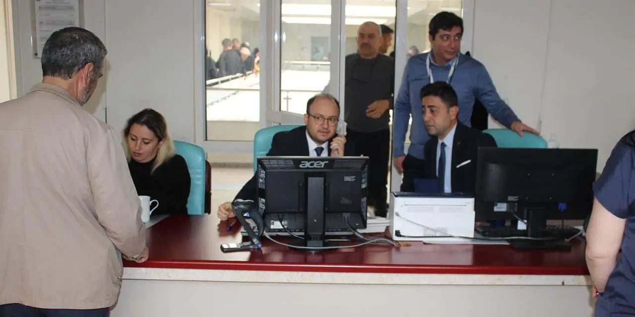 Yüksek İhtisas Hastanesi’ne denetim! - Kırıkkale Haber, Son Dakika Kırıkkale Haberleri Yüksek İhtisas Hastanesi’ne denetim! - Kırıkkale Haber, Son Dakika Kırıkkale Haberleri