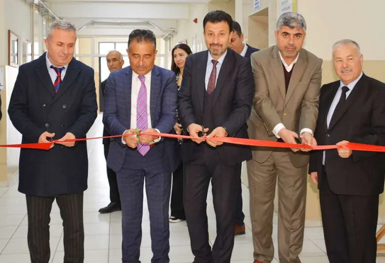 Öğretmenler sınıf dışındaki emeklerini sergiledi - Kırıkkale Haber, Son Dakika Kırıkkale Haberleri Öğretmenler sınıf dışındaki emeklerini sergiledi - Kırıkkale Haber, Son Dakika Kırıkkale Haberleri