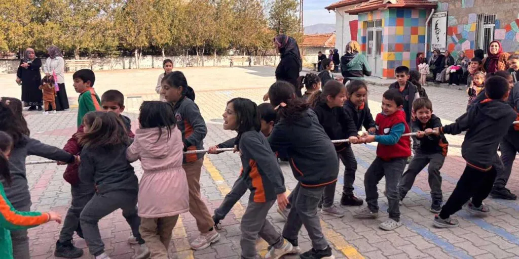 Karakeçili’de geleneksel çocuk şenliği – Kırıkkale Haber, Son Dakika Kırıkkale Haberleri Karakeçili’de geleneksel çocuk şenliği - Kırıkkale Haber, Son Dakika Kırıkkale Haberleri