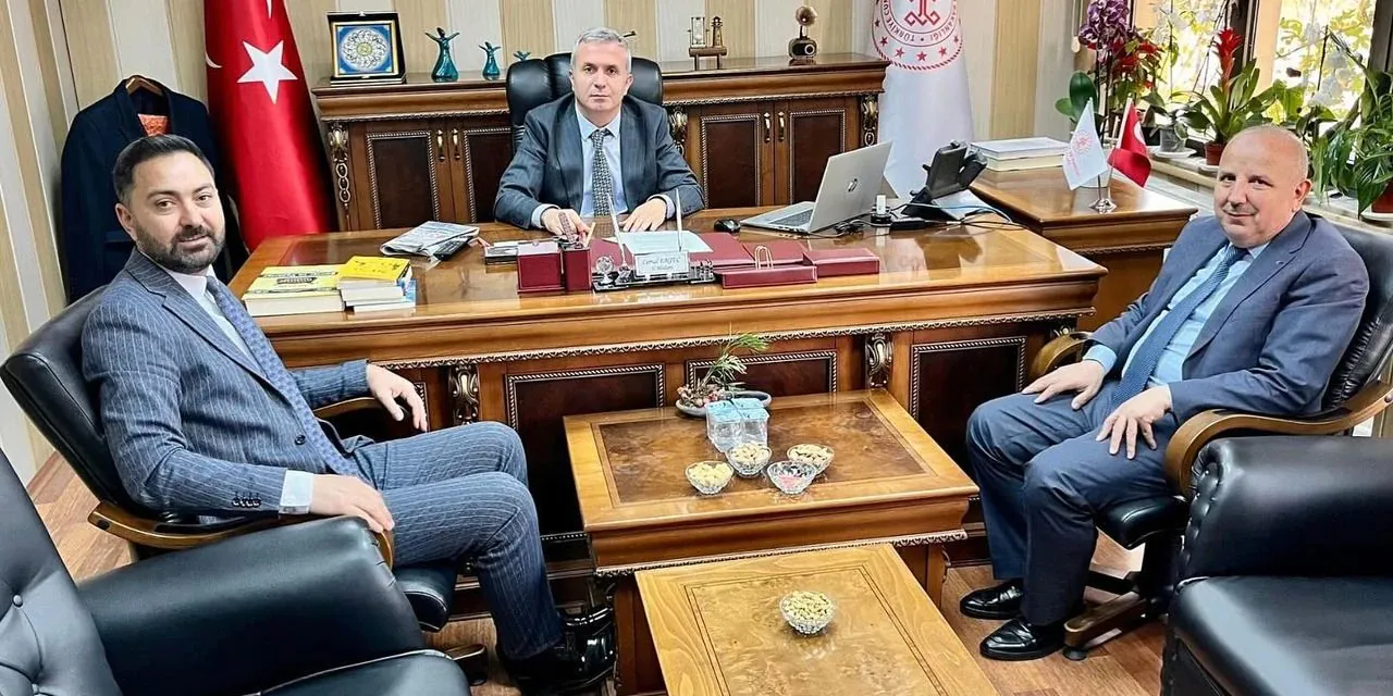 Başkan Cönger'den İl Müdürü Ergeç'e Ziyaret - Kırıkkale Haber, Son Dakika Kırıkkale Haberleri