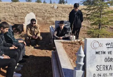 Liseliler öğretmenleri dualarla andı - Kırıkkale Haber, Son Dakika Kırıkkale Haberleri