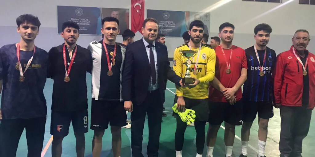 YURTLİG Futsal Turnuvası coşkuyla sona erdi - Kırıkkale Haber, Son Dakika Kırıkkale Haberleri