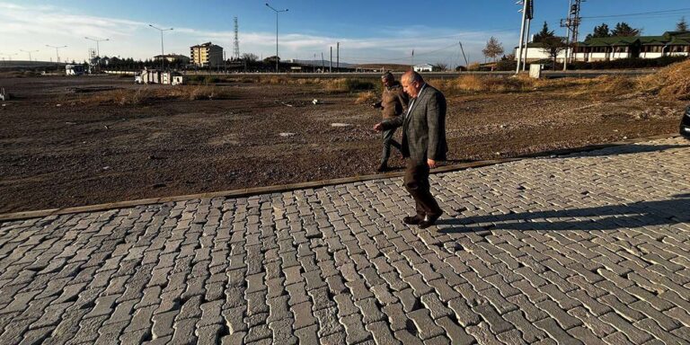 TOKİ Bloklarına ulaşım kilit parke ile sağlanacak - Kırıkkale Haber, Son Dakika Kırıkkale Haberleri