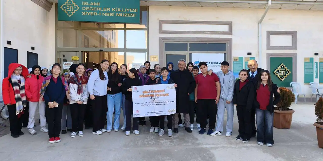 Kırıkkaleli öğrencilerden manevi yolculuk - Kırıkkale Haber, Son Dakika Kırıkkale Haberleri