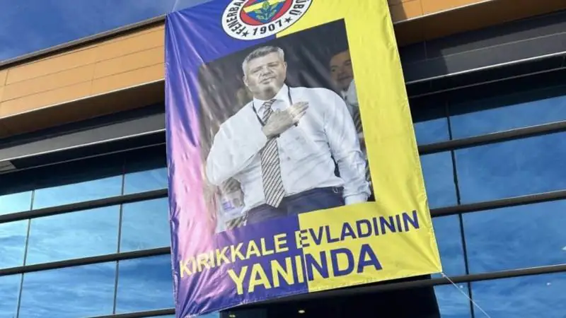 Kırıkkale’de Sadettin Saran’a destek pankartı: “Yanındayız” mesajı - Kırıkkale Haber, Son Dakika Kırıkkale Haberleri