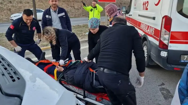 Kırıkkale’de İşçi Servisleri Zincirleme Kazaya Karıştı: 10 Yaralı – Kırıkkale Haber, Son Dakika Kırıkkale Haberleri Kırıkkale’de İşçi Servisleri Zincirleme Kazaya Karıştı: 10 Yaralı - Kırıkkale Haber, Son Dakika Kırıkkale Haberleri