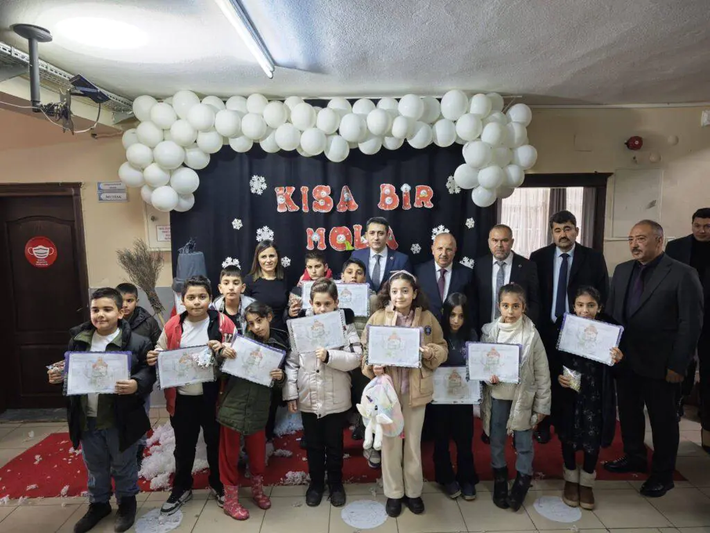 Başkan C&ouml;nger miniklerin sevincine ortak oldu - Kırıkkale Haber, Son Dakika Kırıkkale Haberleri