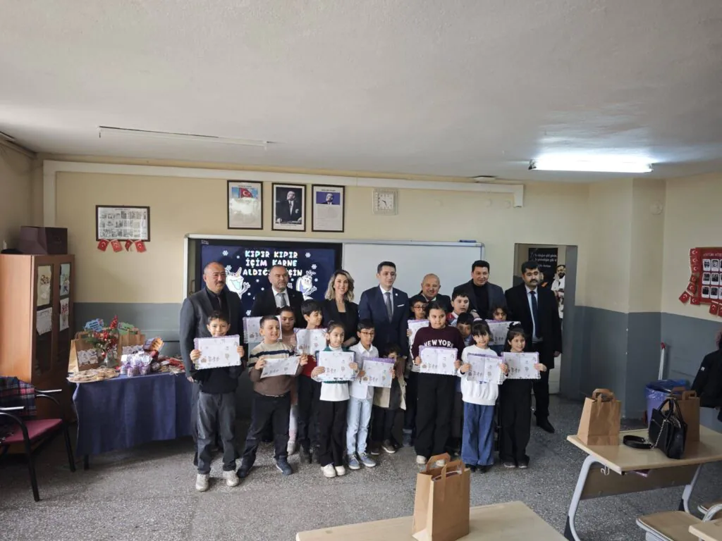 Başkan C&ouml;nger miniklerin sevincine ortak oldu - Kırıkkale Haber, Son Dakika Kırıkkale Haberleri