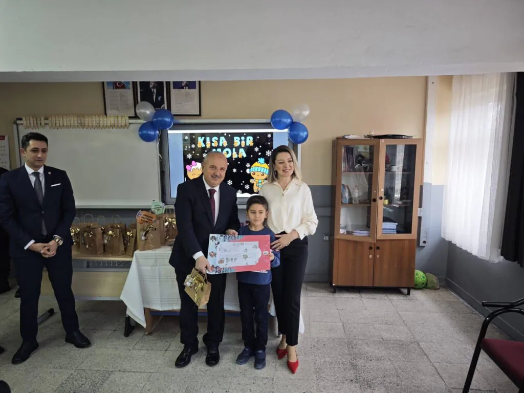 Başkan C&ouml;nger miniklerin sevincine ortak oldu - Kırıkkale Haber, Son Dakika Kırıkkale Haberleri