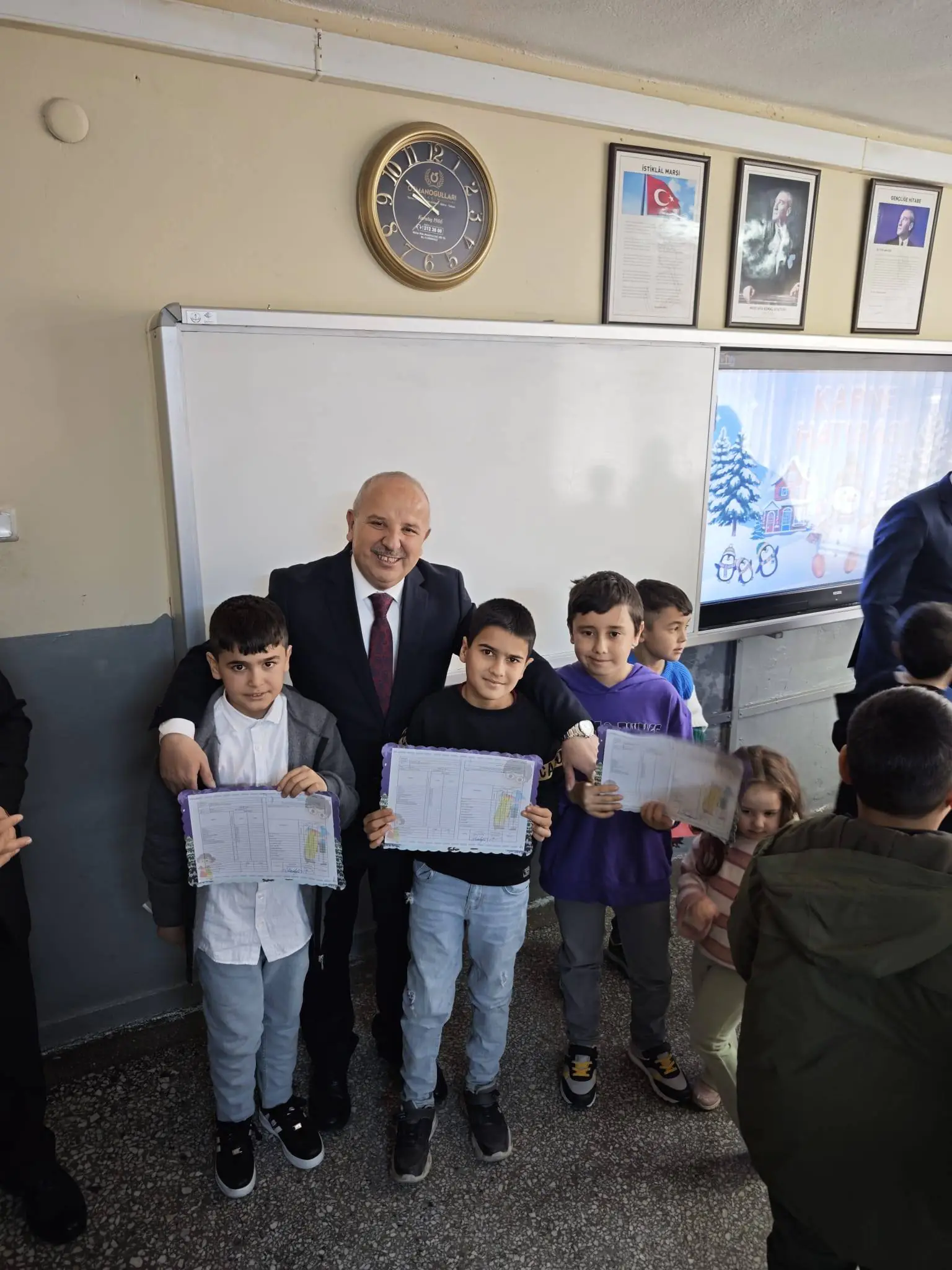 Başkan Cönger miniklerin sevincine ortak oldu - Kırıkkale Haber, Son Dakika Kırıkkale Haberleri