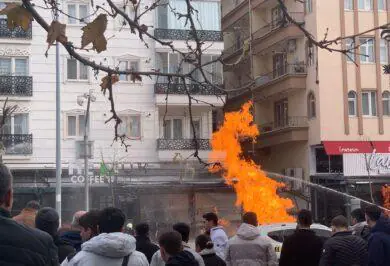 Atatürk Bulvarı’nda Doğalgaz Borusu Patladı: Yangın Kontrol Altına Alınamıyor - Kırıkkale Haber, Son Dakika Kırıkkale Haberleri