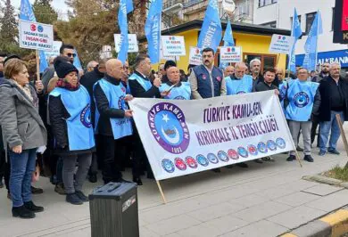 Türkiye Kamu-Sen Kırıkkale Şubesi meydanlara indi! - Kırıkkale Haber, Son Dakika Kırıkkale Haberleri