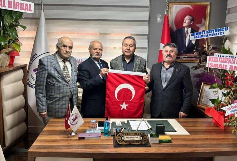 Başkan Duruyürek’e "Ay Yıldızlı" tebrik! - Kırıkkale Haber, Son Dakika Kırıkkale Haberleri Başkan Duruyürek’e "Ay Yıldızlı" tebrik! - Kırıkkale Haber, Son Dakika Kırıkkale Haberleri