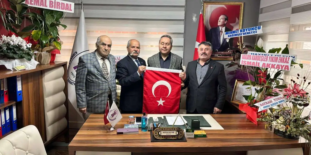 Başkan Duruyürek’e "Ay Yıldızlı" tebrik! - Kırıkkale Haber, Son Dakika Kırıkkale Haberleri