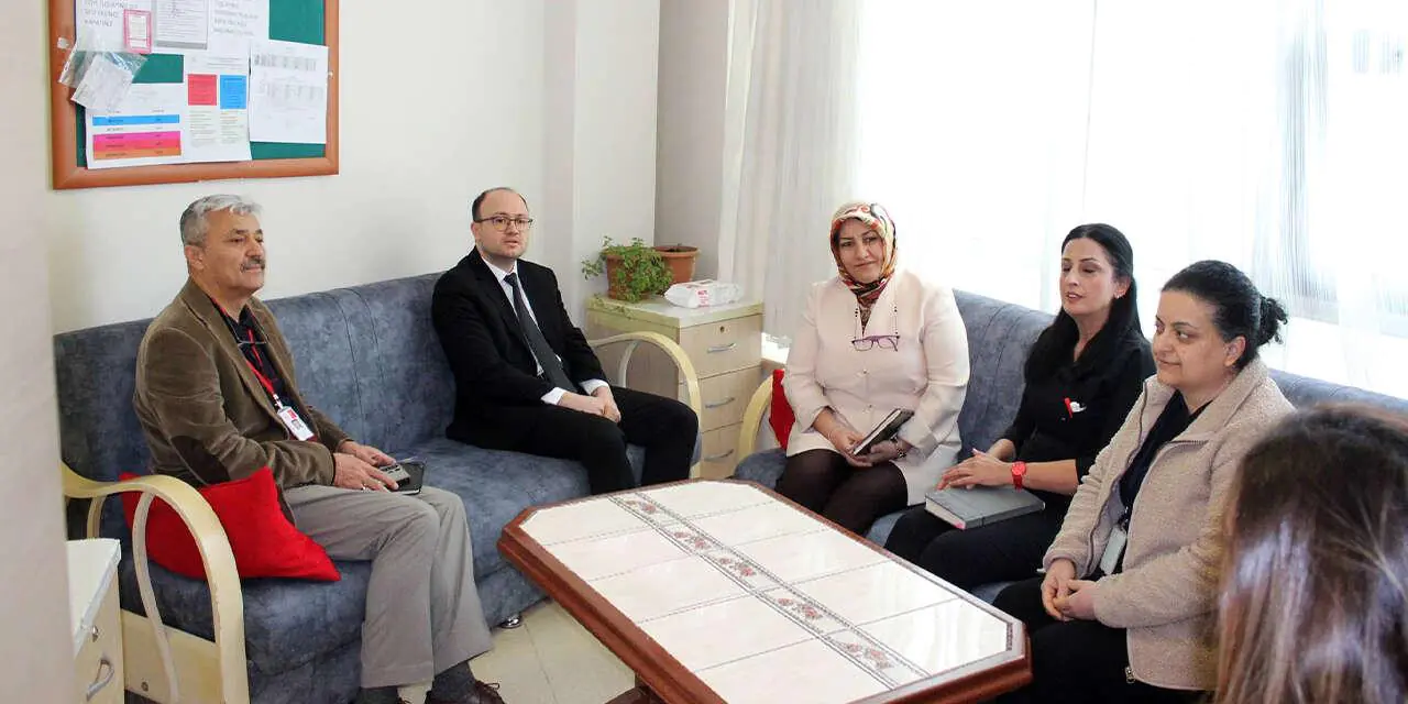 Başhekim Varol’dan kardiyoloji servisine ziyaret - Kırıkkale Haber, Son Dakika Kırıkkale Haberleri