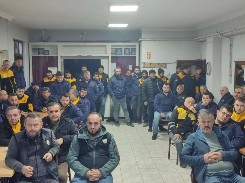 Yol-İş Ankara 2 Nolu Şube Başkanı Tuncel D&uuml;zce'de - Kırıkkale Haber, Son Dakika Kırıkkale Haberleri