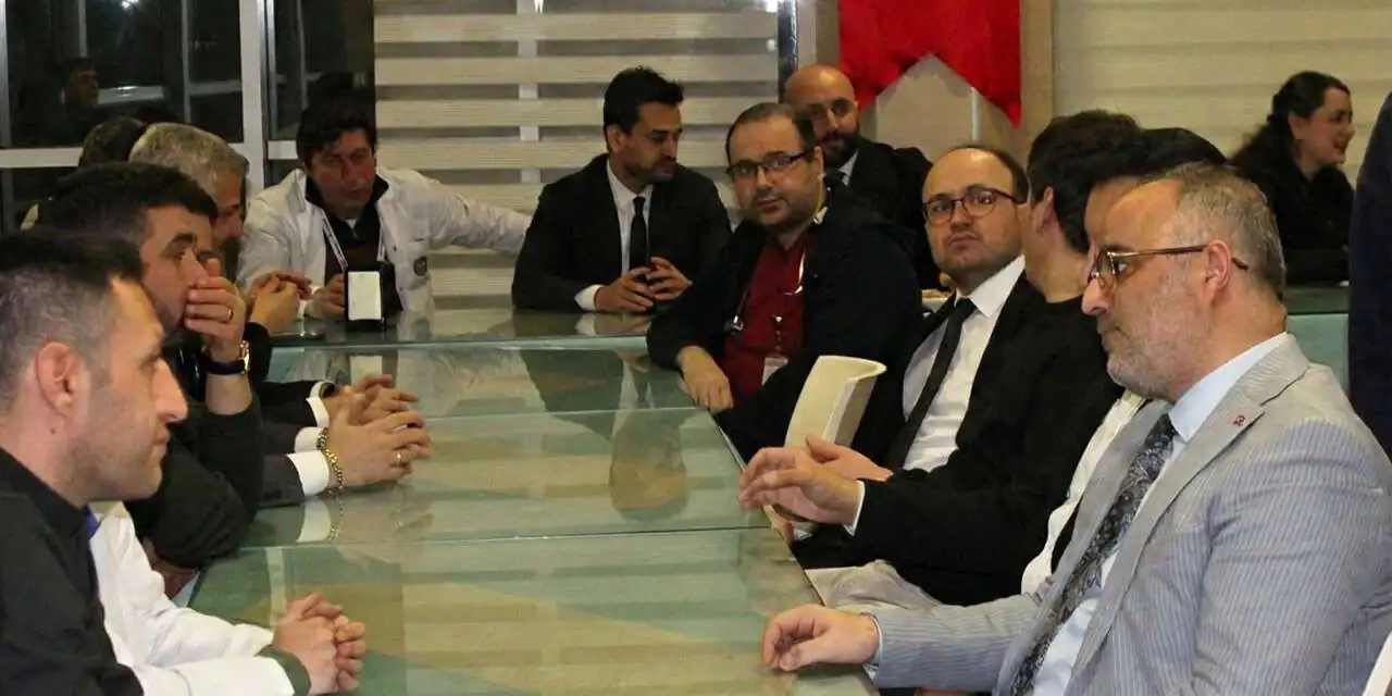 iftar 1 - Yüksek İhtisas Hastanesi çalışanları iftarda buluştu