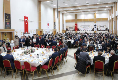 Kırıkkaleli Dernekler Federasyonundan İftar yemeği - Kırıkkale Haber, Son Dakika Kırıkkale Haberleri Kırıkkaleli Dernekler Federasyonundan İftar yemeği - Kırıkkale Haber, Son Dakika Kırıkkale Haberleri