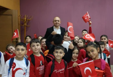 Başkan Önal’dan miniklere sıcak karşılama - Kırıkkale Haber, Son Dakika Kırıkkale Haberleri