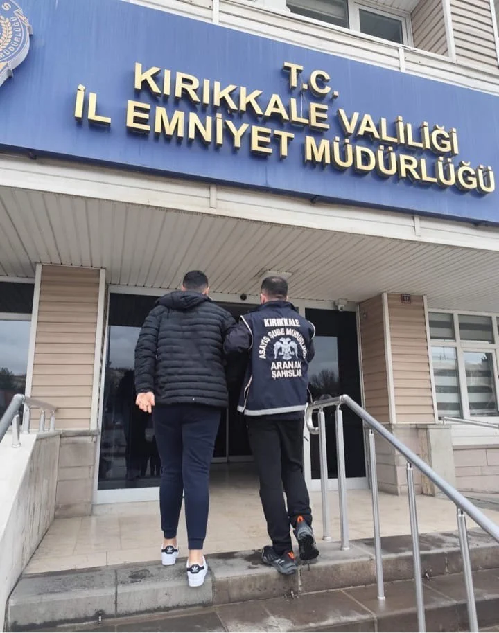 Kırıkkale&rsquo;de Aranan 6 H&uuml;k&uuml;ml&uuml; Kıskıvrak Yakalandı - Kırıkkale Haber, Son Dakika Kırıkkale Haberleri