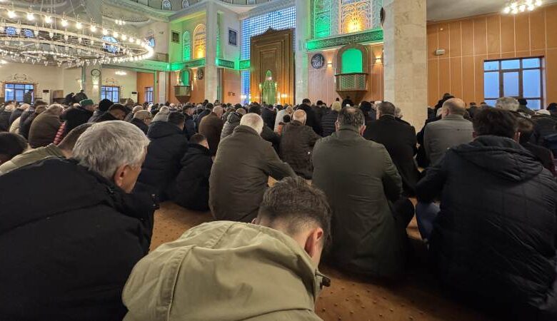 Kırıkkale’de Bayram Sabahı Camilerde Manevi Coşku - Kırıkkale Haber, Son Dakika Kırıkkale Haberleri